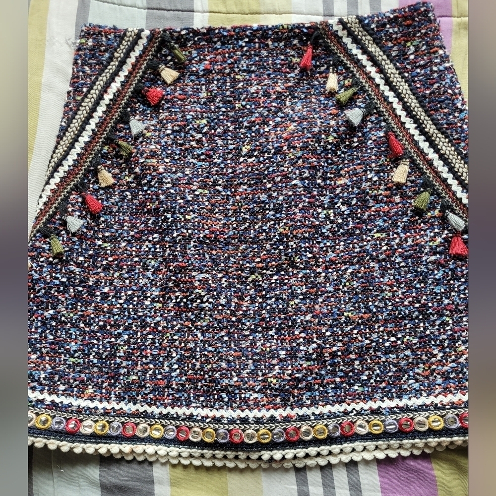 Zara Tassel Tweed Mini Skirt, VGUC, Size M - Picture 6 of 7
